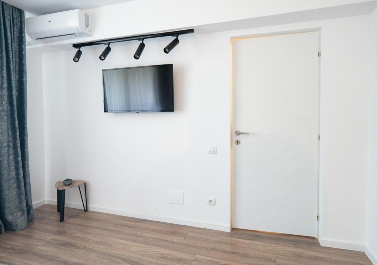 Ferienwohnung Garsoniera Lux Tineretului Bukarest Exterior foto